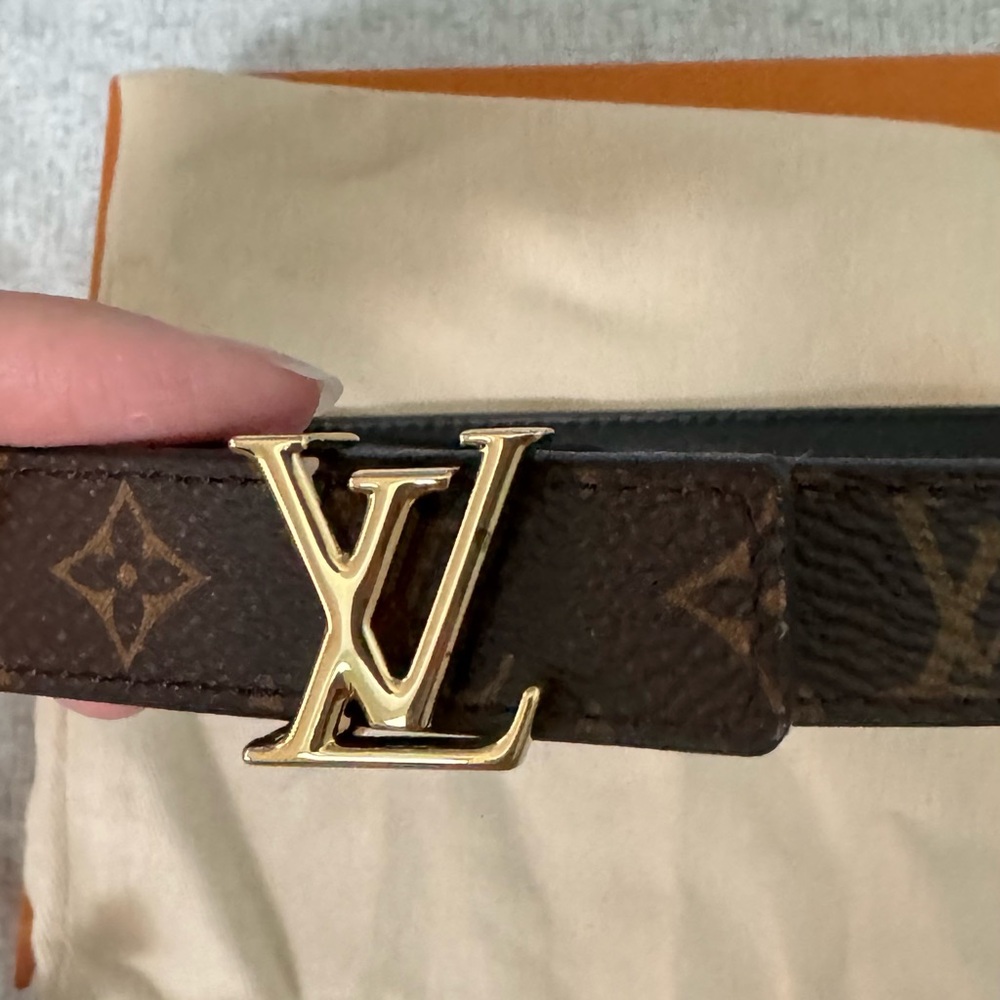 Louis Vuitton Women’s Belt 20 mm Size 75/30 Monogram With Dust Bag/Box